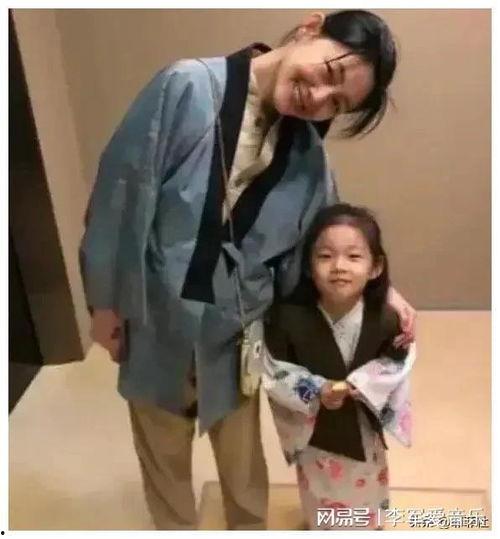 娱乐圈吃瓜爆料团子,团子带你揭秘明星幕后故事