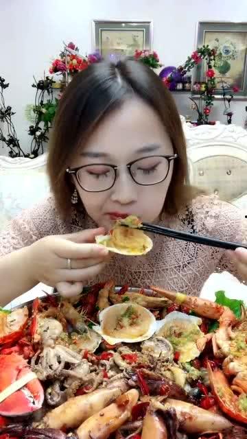 娱乐吃瓜酱章鱼,揭秘吃瓜酱章鱼的趣味生活