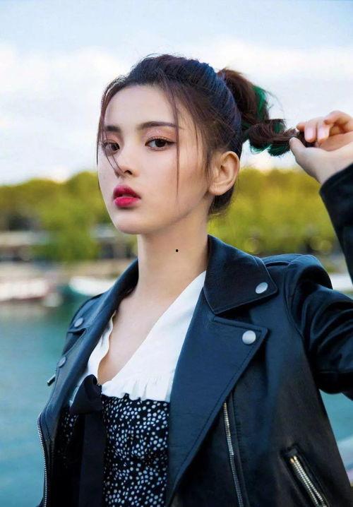 娱乐圈吃瓜爆料严浩翔,揭秘吃瓜背后的真相